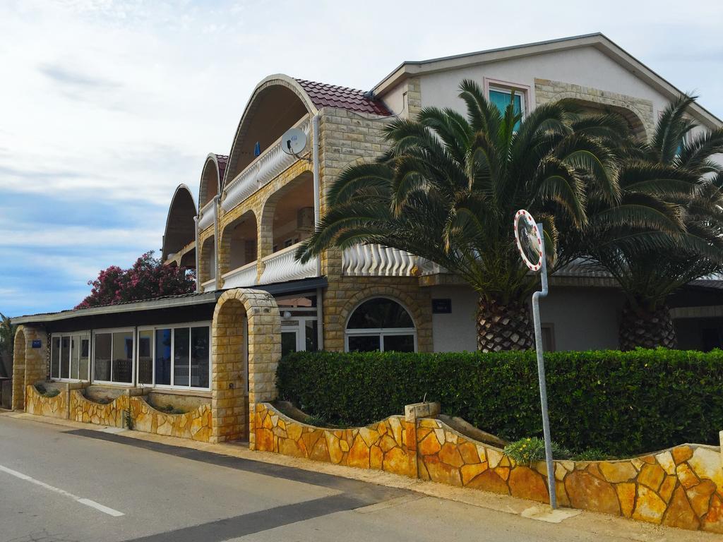 Apartments Stojanovic Вир Екстериор снимка