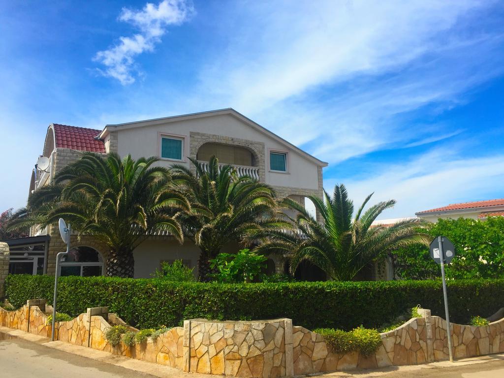 Apartments Stojanovic Вир Екстериор снимка